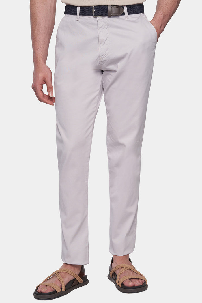 The Timeless Chino (Classic White)