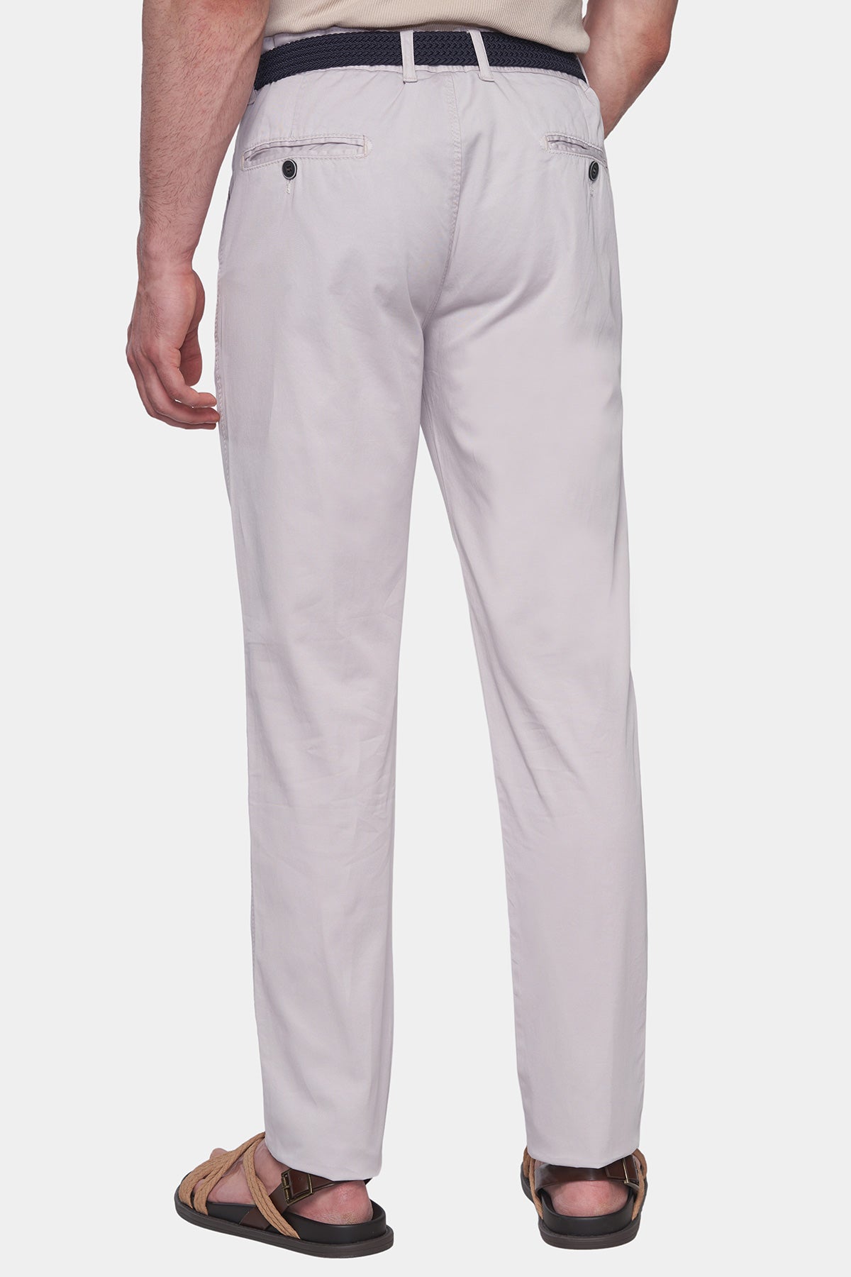 The Timeless Chino (Classic White)