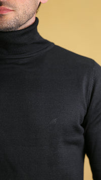 The Trailblazer Sweater (Tech Black)