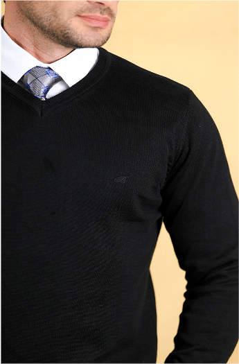 The Caravan Vneck (Classic Black) - Bright Moons